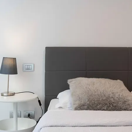 18 Centro Duomo Apartman